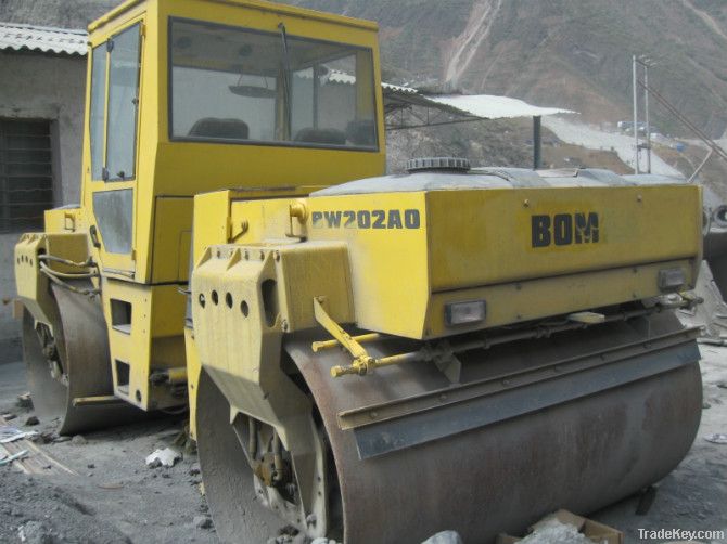 Used Bomag-202AD roller
