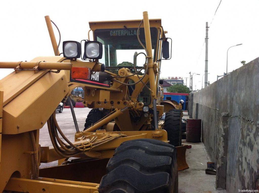 used CAT-140H grader