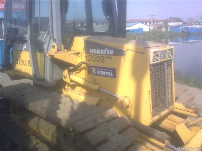 used Komatsu-D20P bulldozer, crawler bulldozer