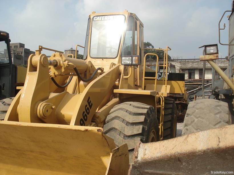 used CAT 966E loader