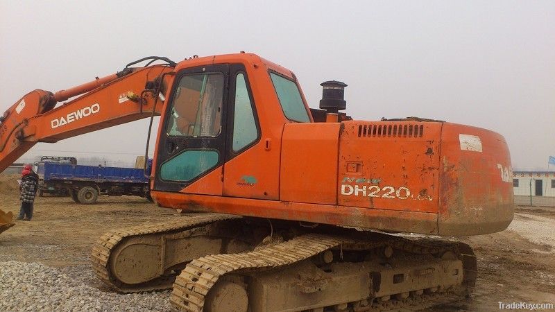 used Daewoo DH220-5 excavator, crawler excavator