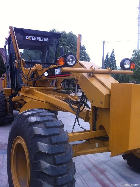 USED CAT 140H grader