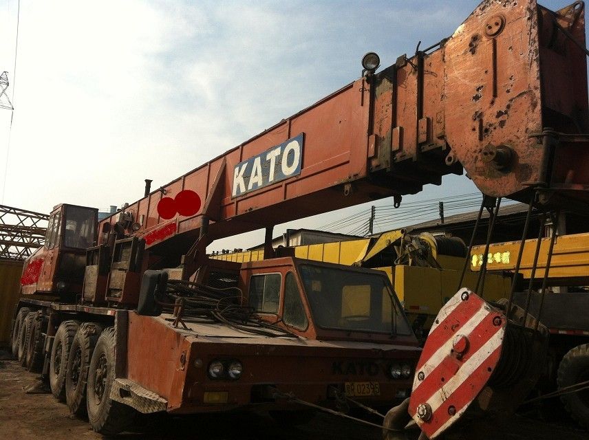 Used Kato 80 Ton Crane .