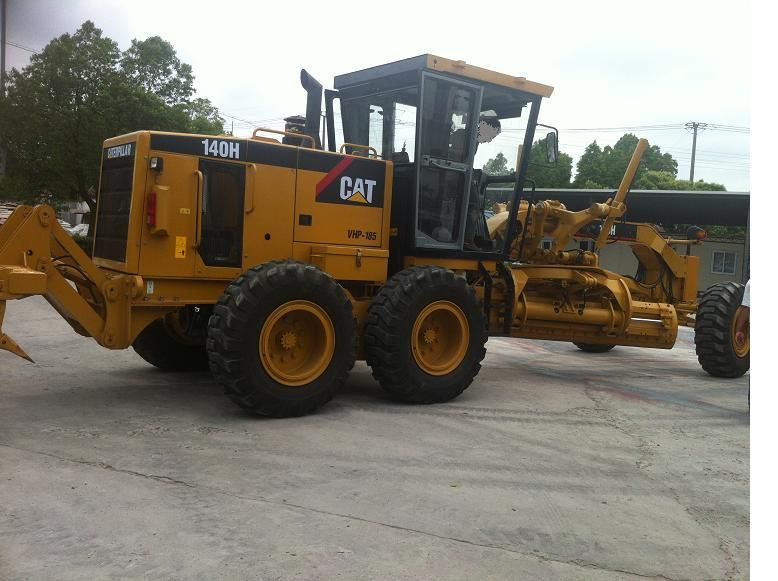 140H motor grader