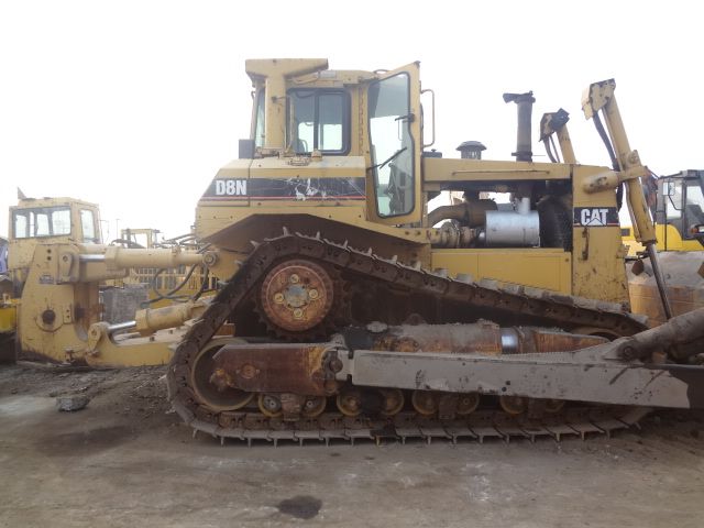 Used CAT bulldozer(D8N)