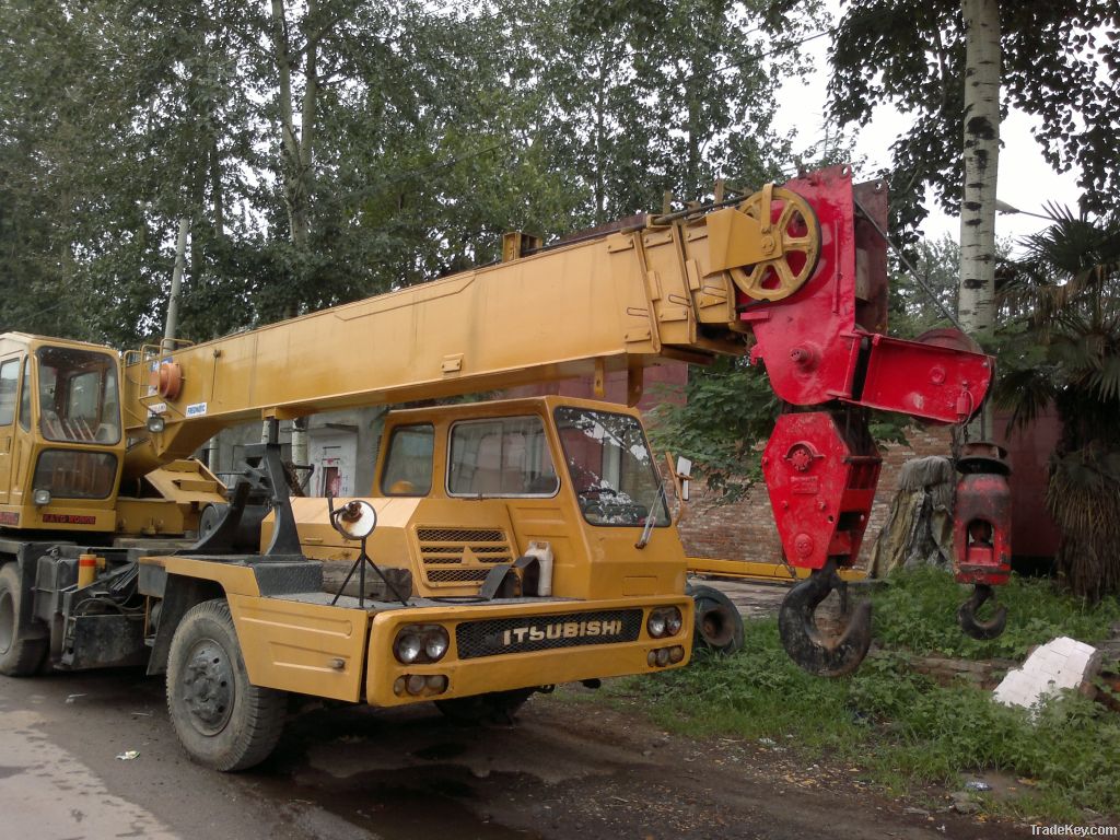 used crane kato 25 ton