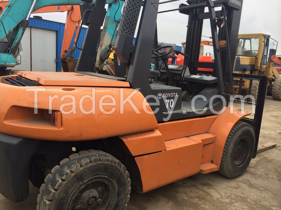 used forklift TOYOTA 7 ton