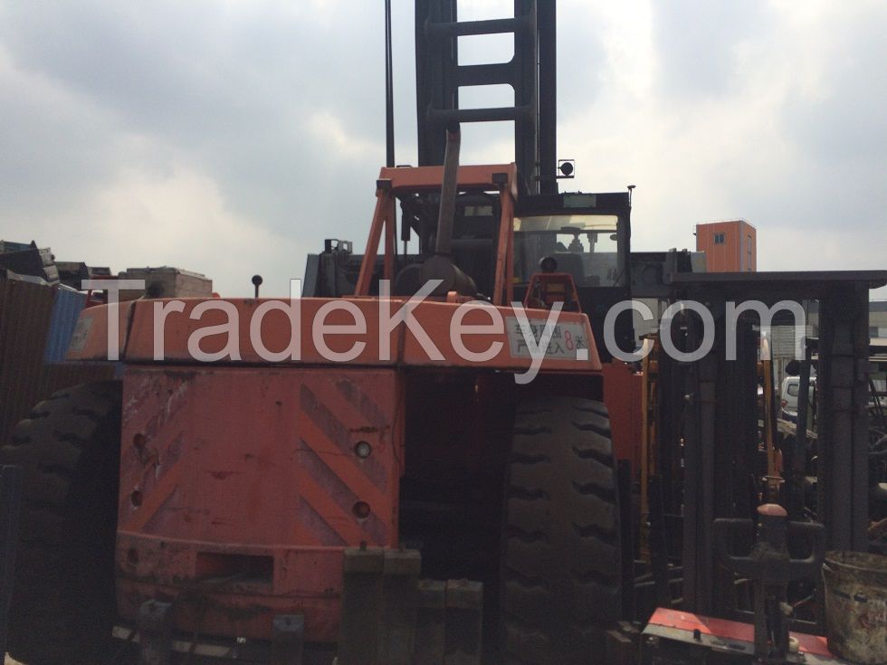 used container stacker Kalmar 45 ton.