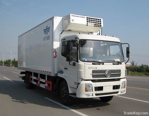 4*2 Refrigerator truck with good quality