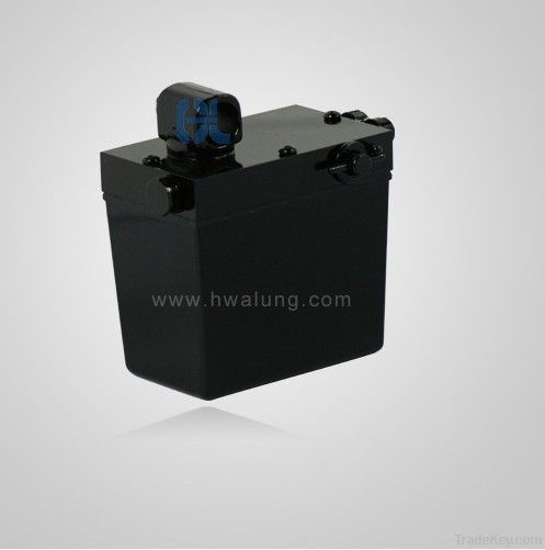 Iveco Truck Hand opump cab tilt pump for Iveco  OEM: 9945840 HL-B1105A