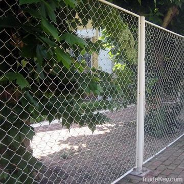 chain link mesh fence