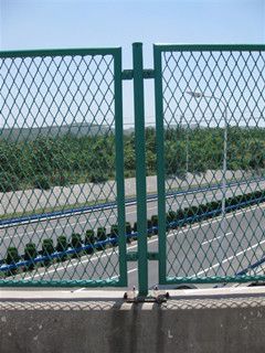 Welded Wire Mesh Fence