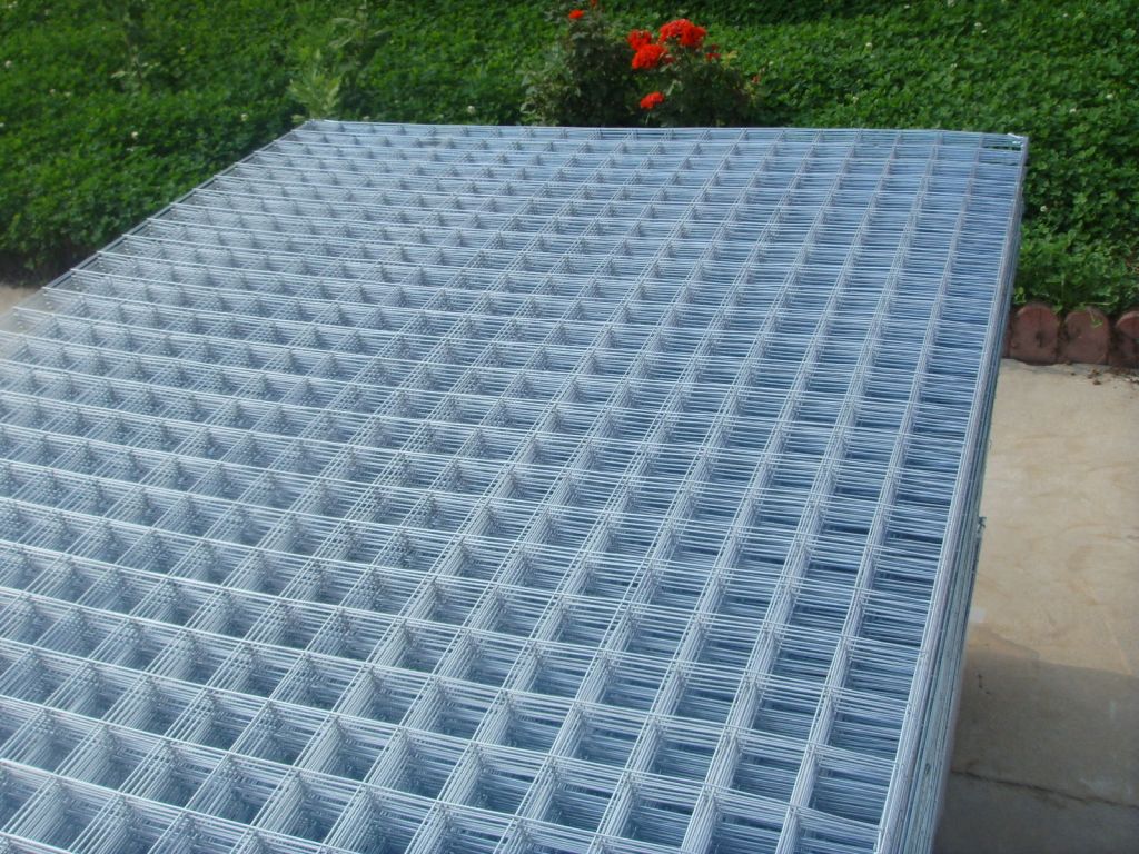 Welded Wire Mesh Fence Panels In 12 Gauge