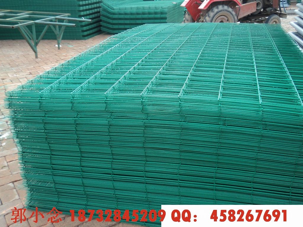 Welded Wire Mesh Fence Panels In 12 Gauge