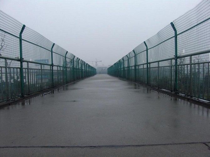 roadway fence/pvc coated wire fence/framework fence mesh size 50 *100mm