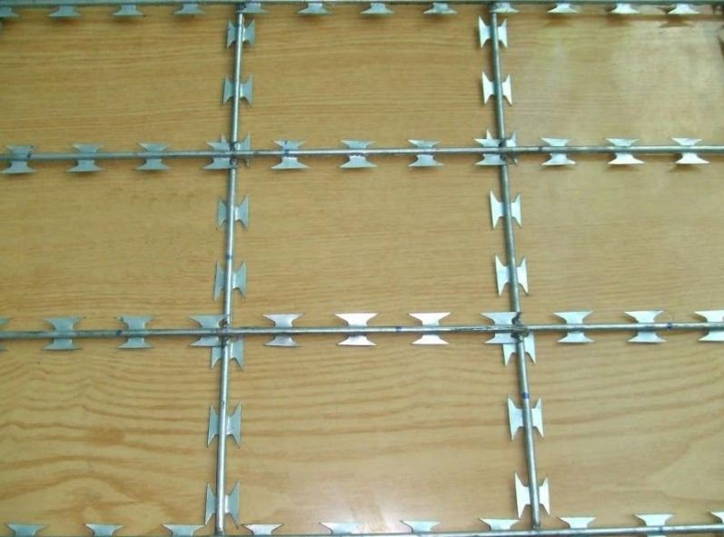 Razor Wire Mesh Fencing