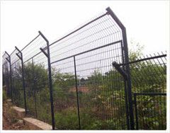 guardrail fence for railway