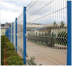 50*200mm opening pvc welded wire mesh fence