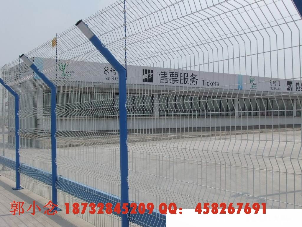 Low-Carbon Iron Rectangular Hole Wire Mesh Fence