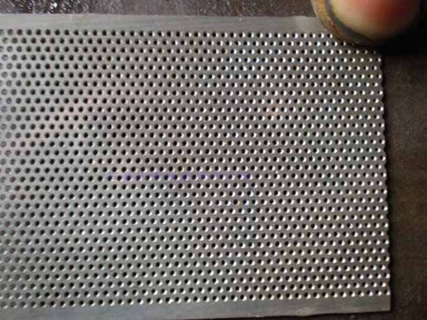 galvanized perforated metal sheet/hexagonal perforated metal sheet/rpll bending round hole meshes