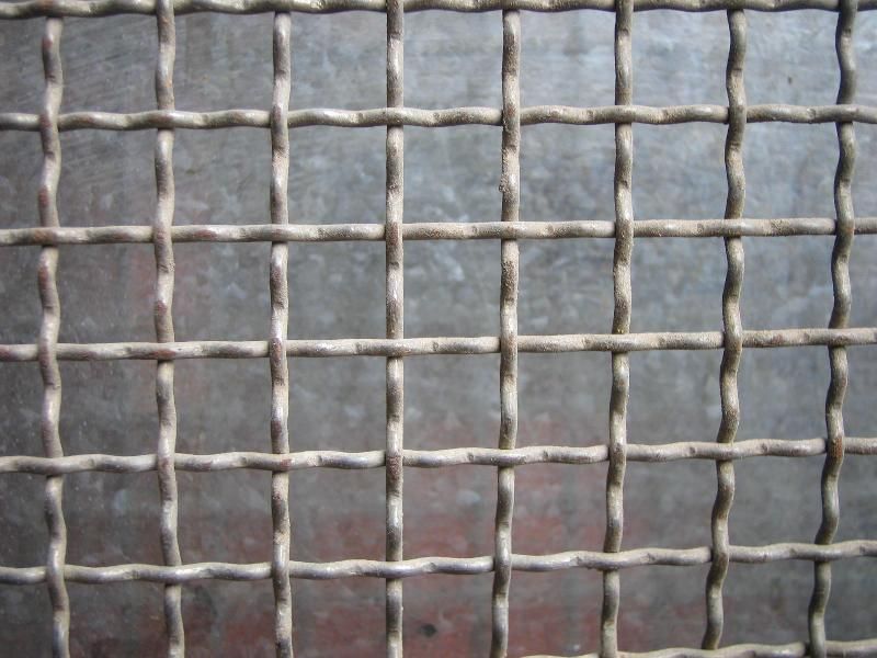 Crimped wire mesh