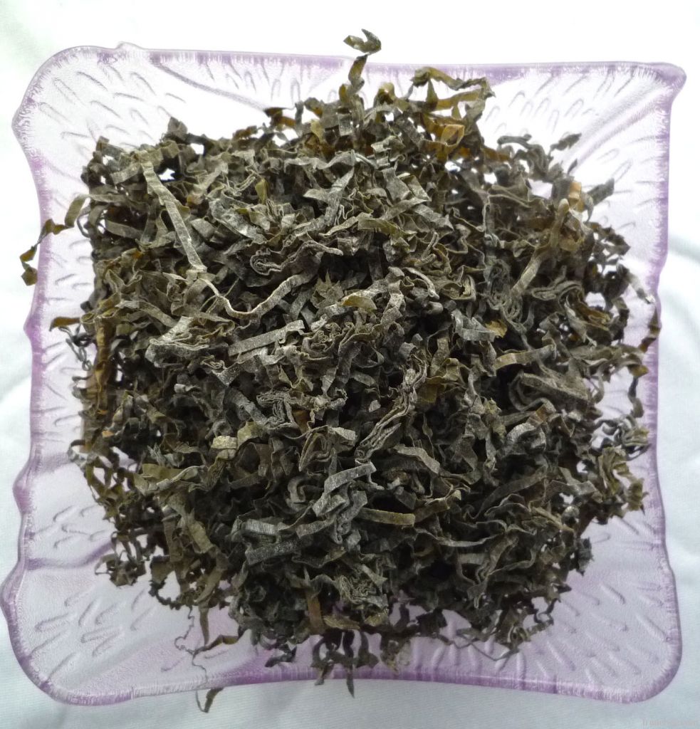 Sun dried cut sea kelp seaweed laminaria