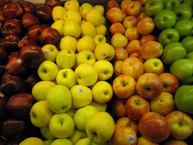 Fresh Farm Apples