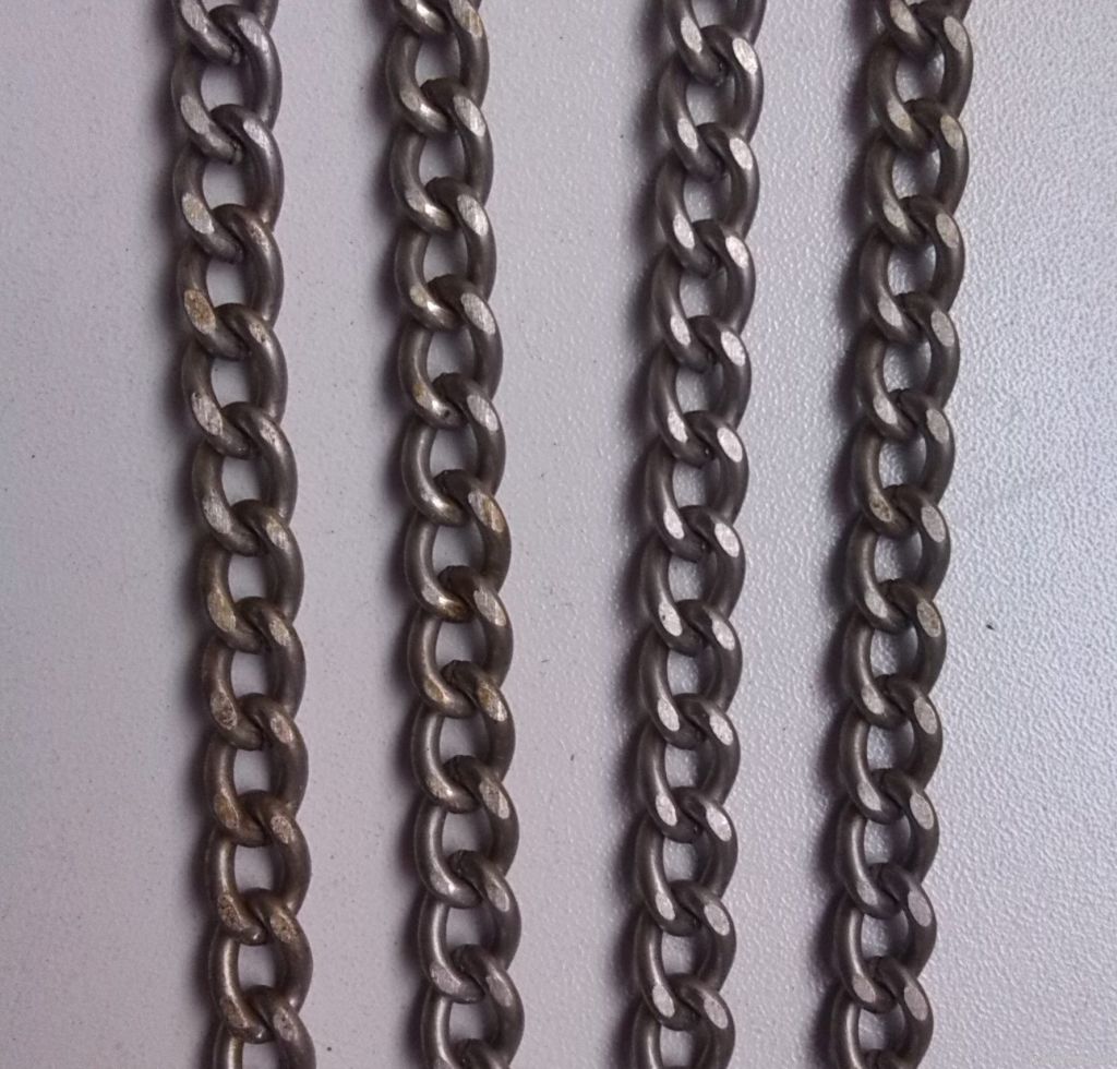 Stainless steel chain