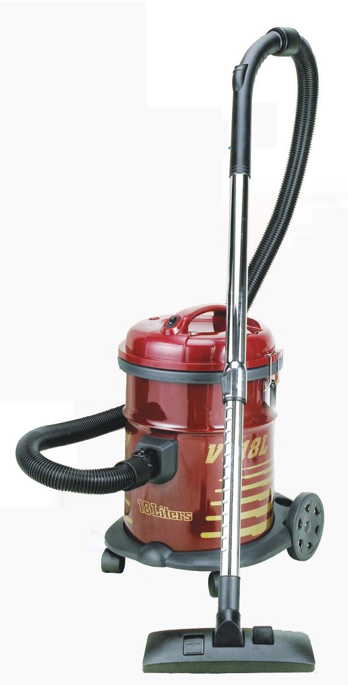 Vacuum cleaner with a drum