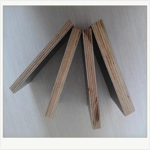 high quality low price film faced plywood from Linyi Shandong China 