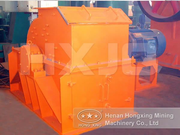 movable hammer crusher