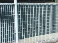 wire mesh fence