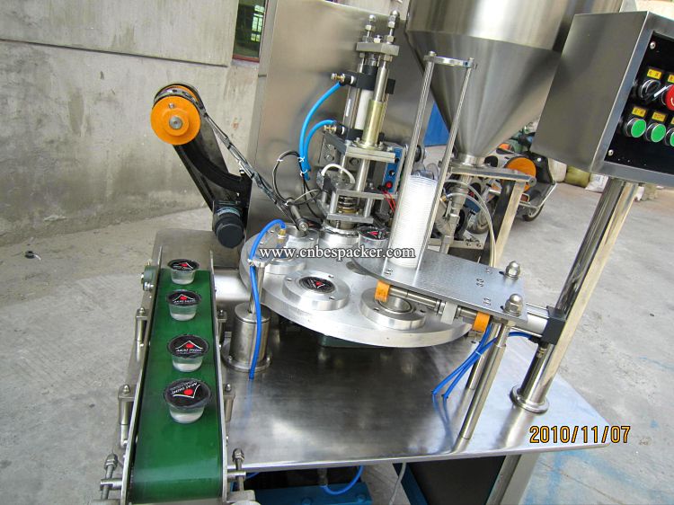 Auto cup water filling machine