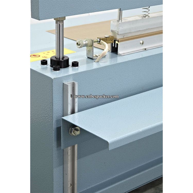 QD-A600 Table type pneumatic heat sealing machine