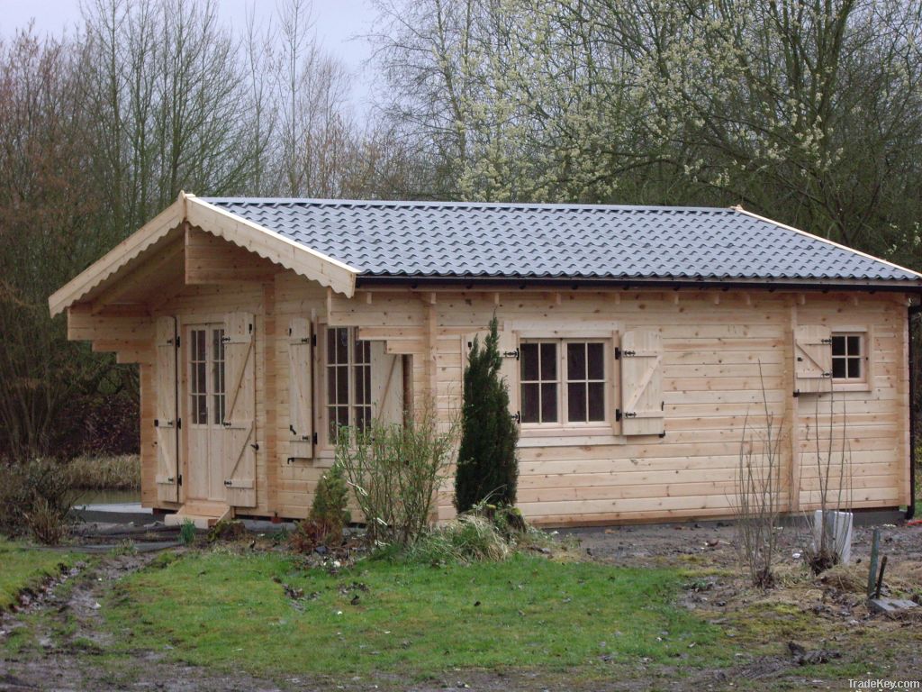 HLL wooden house