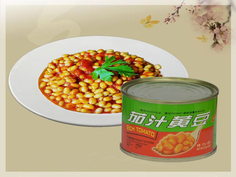 Canned Soy beans in tomato sauce
