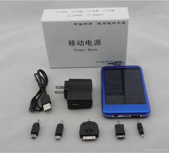 2, 600Mah Solar Power Chargers for Smartphone with 5 Adapter