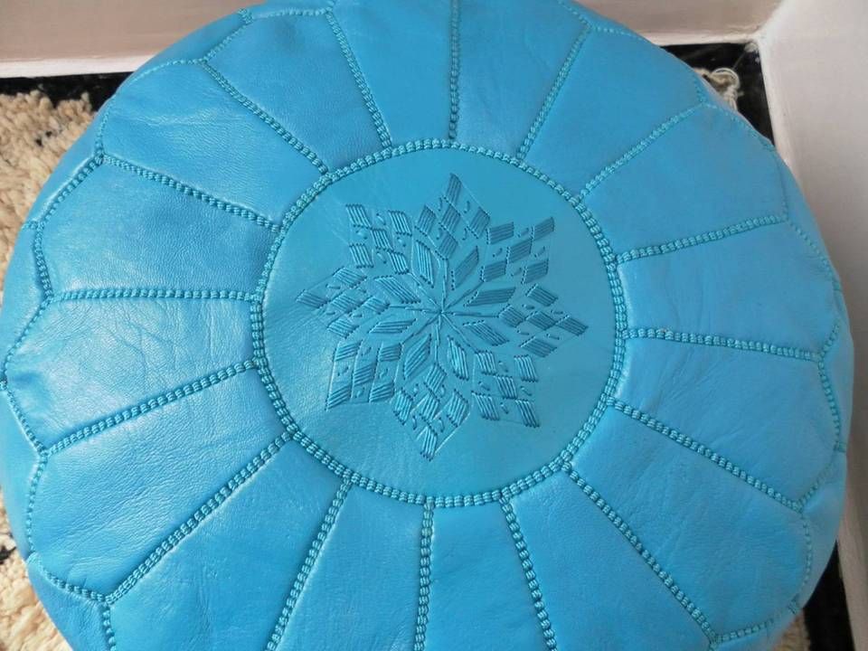 MOROCCAN POUF ( Ottomans)