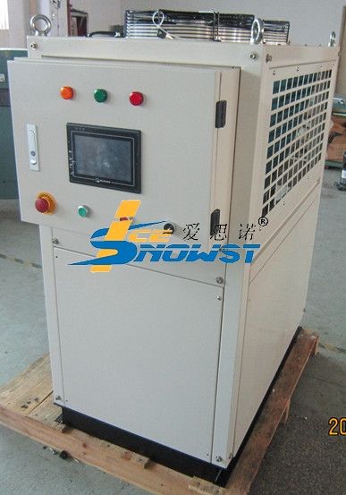 Industrial water chiller