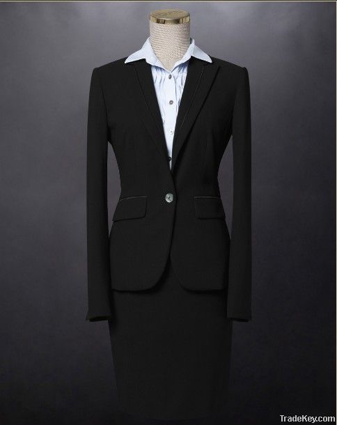 WOMENS SUITS
