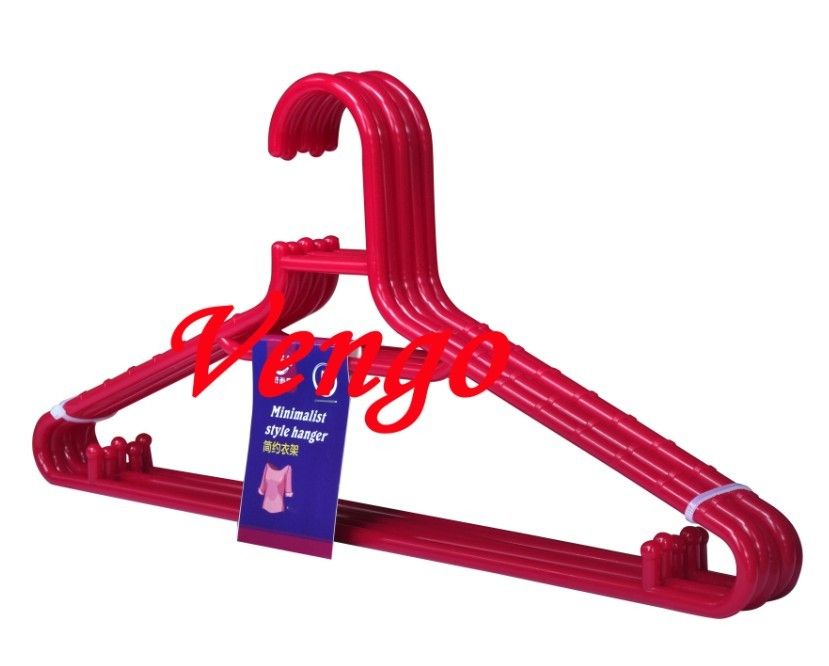 Plastic cloth hanger