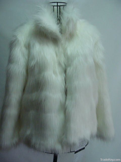 Ladies faux fox fur coat with short sleeve