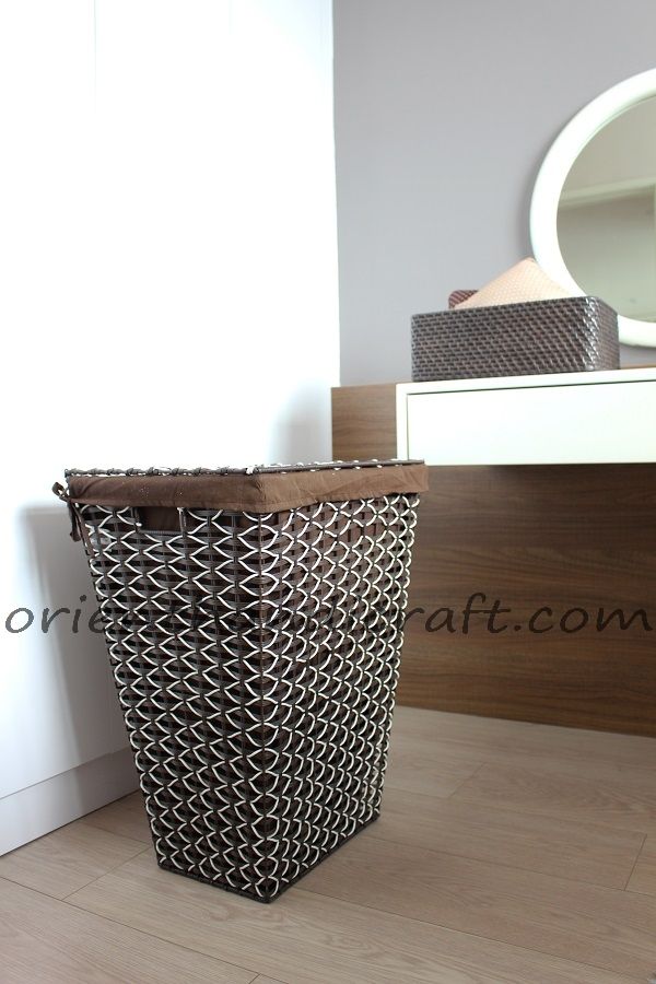 Vietnam Plastic Brown And White Laundry Hamper