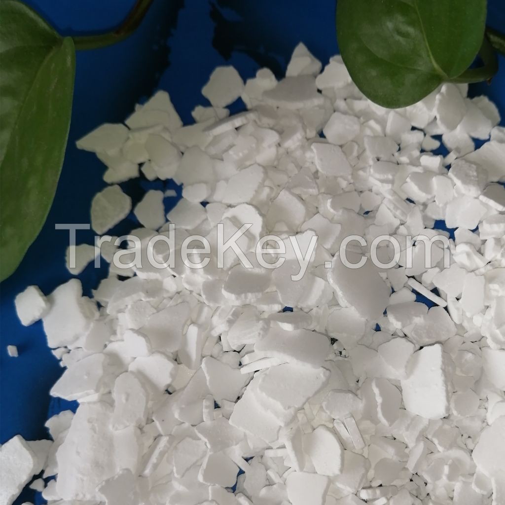 Calcium chloride flakes