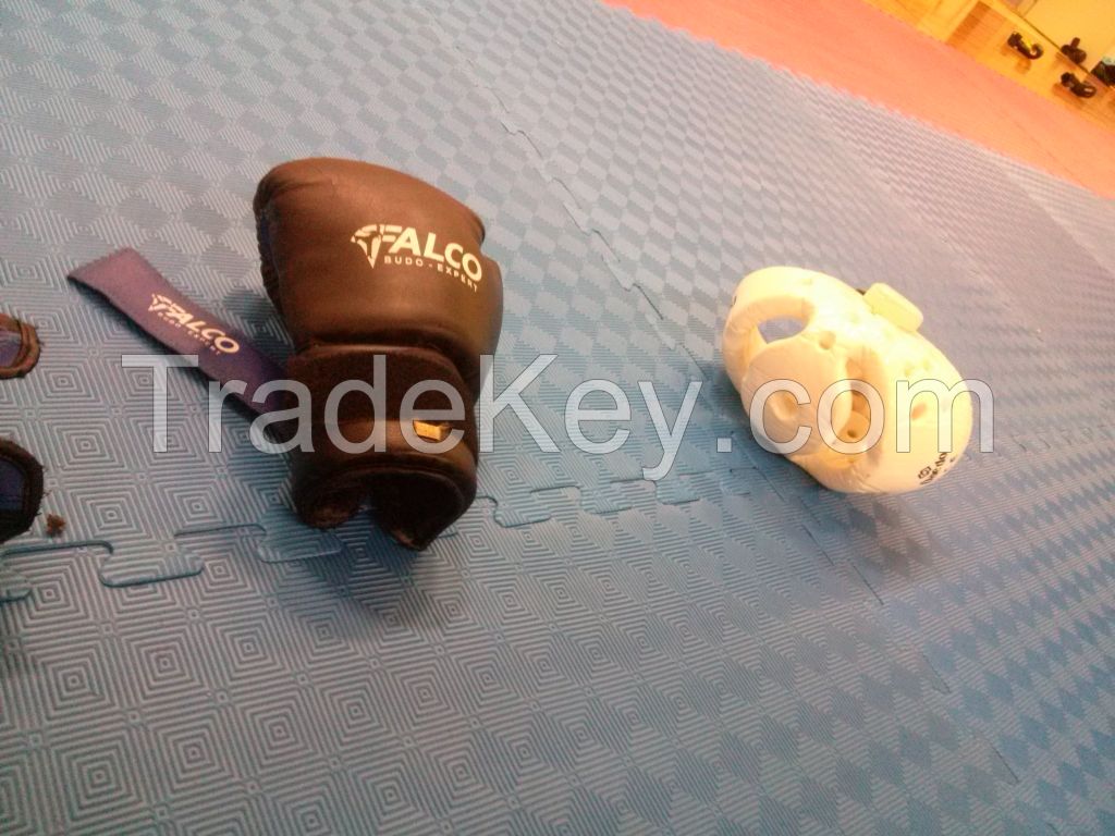 Taekwondo, karate, kickboxing, tricking, martial arts, fitness mats