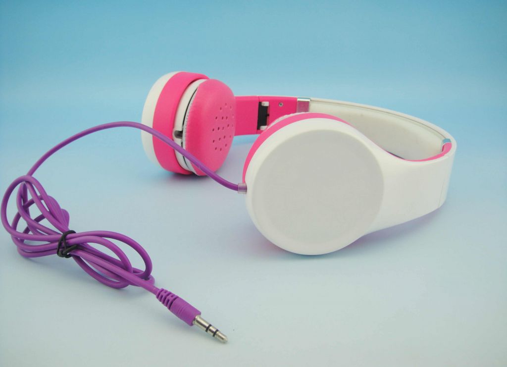 Stereo noise canceling headphone best price for mp3/mp4