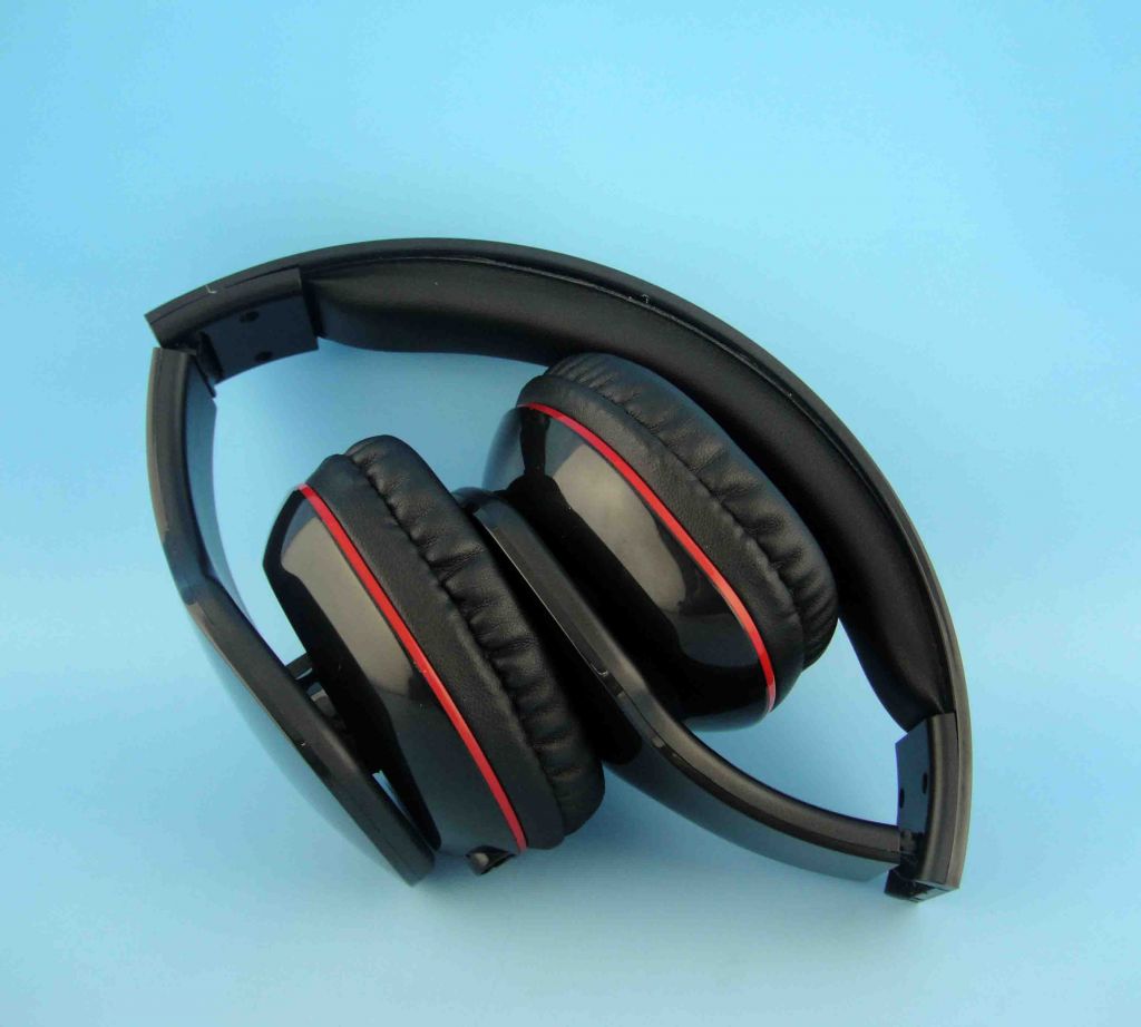 High quality sound foldable headphone for mp3/mp4/pc