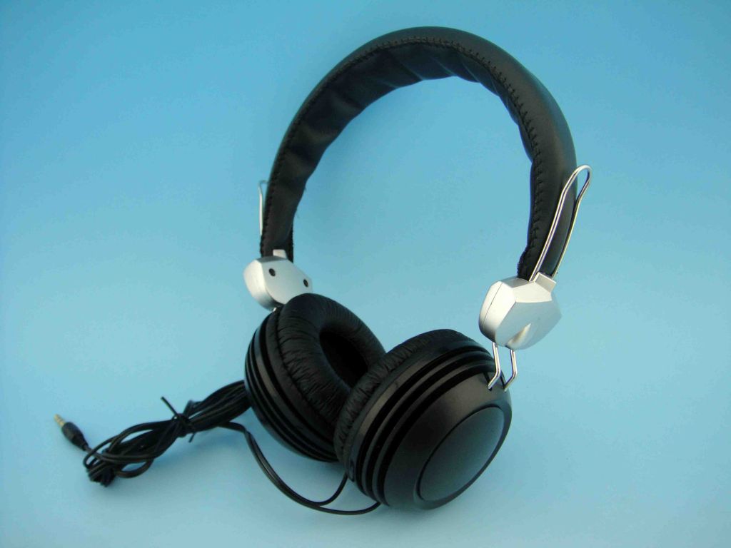Stereo Headsets for Computer