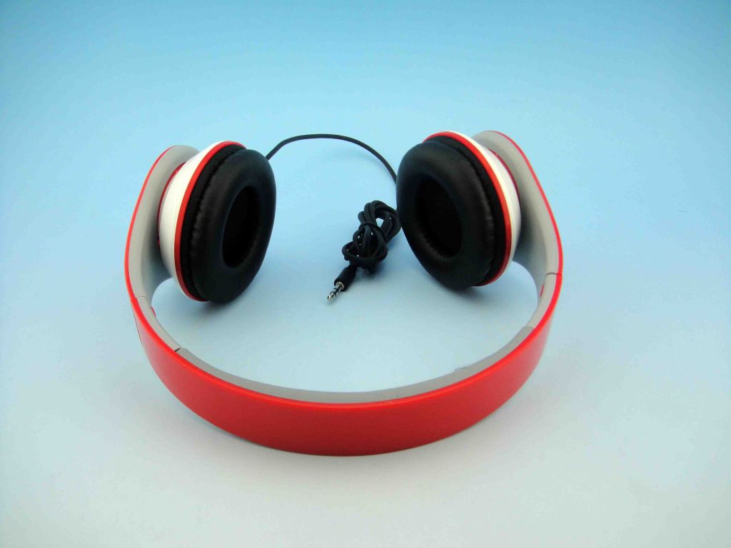 2014 New Products Best stereo Headphoe