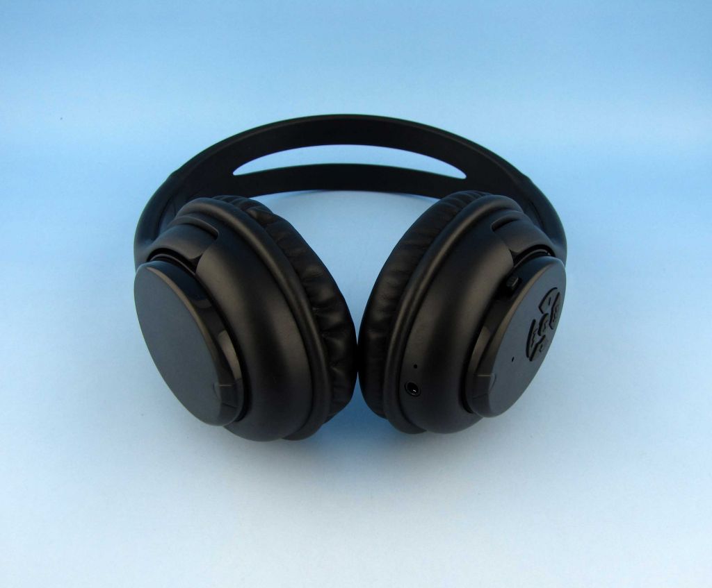 Delicate stereo bluetooth headphone